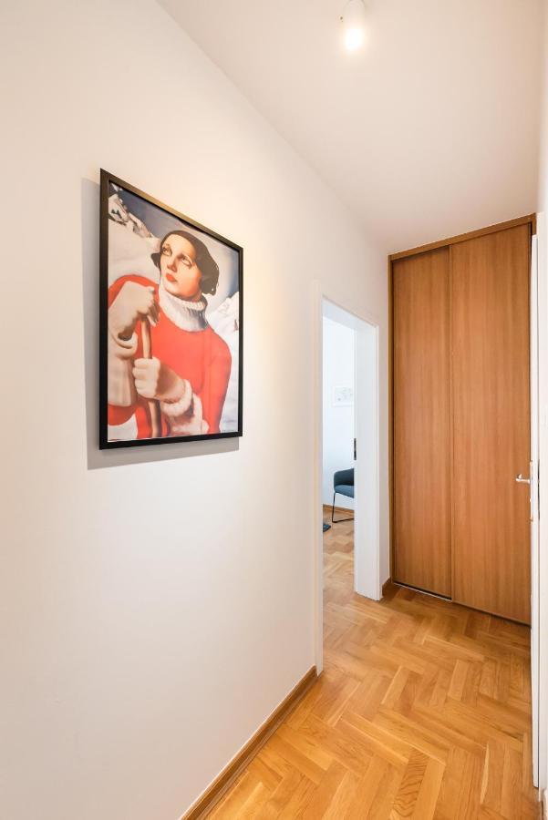 New Town Spacious Apartment Warsawa Bagian luar foto